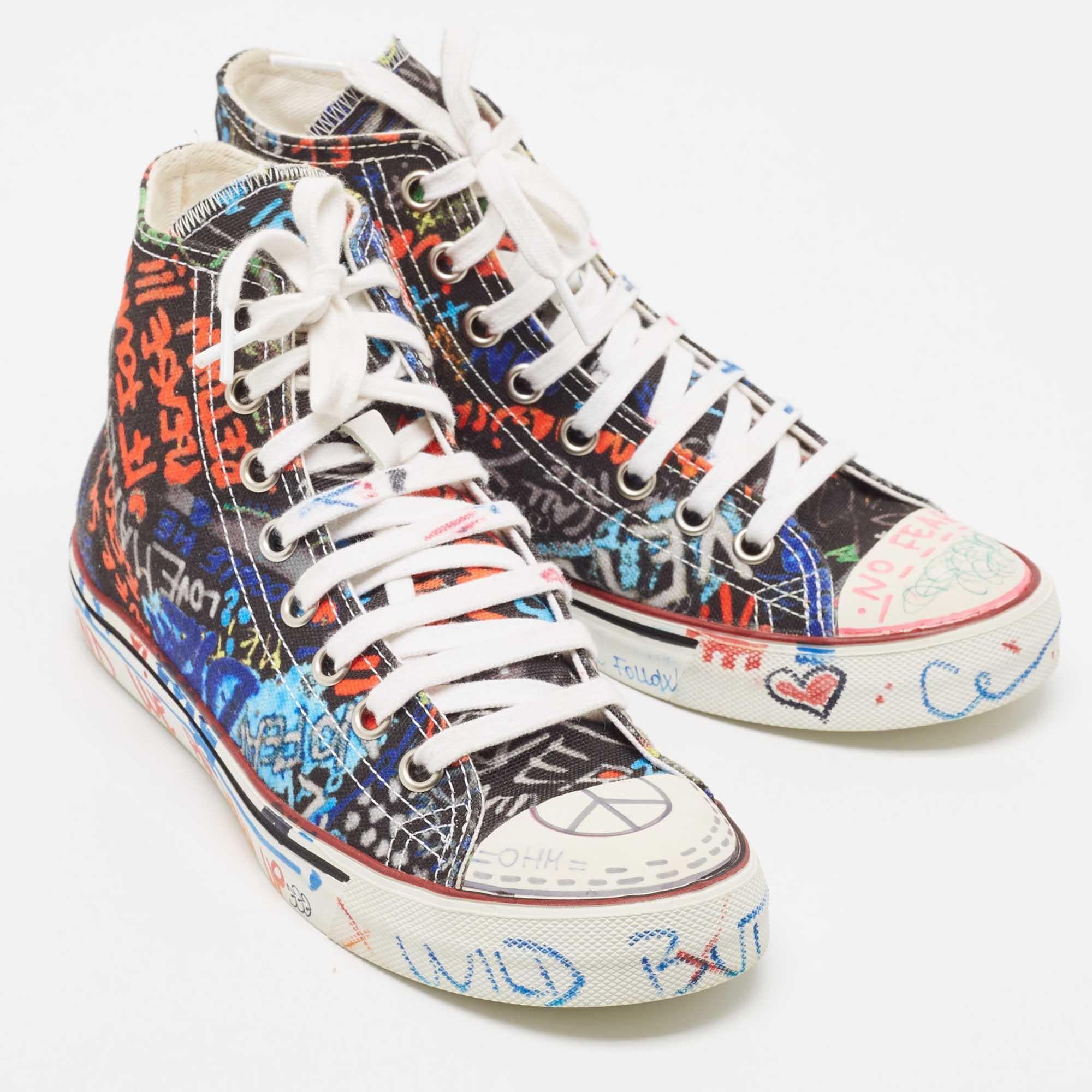Vetements Multicolor Graffiti Canvas High Top Sneakers Size 39 For Sale 2