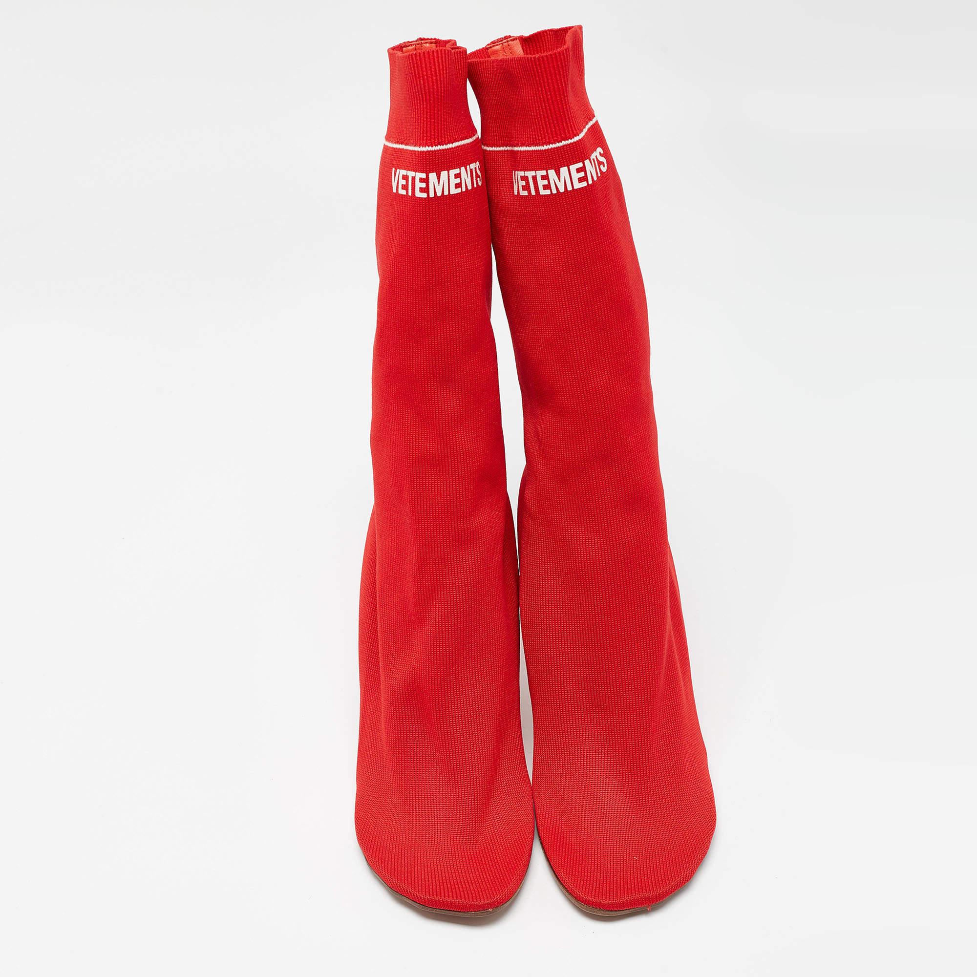 Vetements Red Knit Fabric Sock Boots Size 39 In Excellent Condition For Sale In Dubai, Al Qouz 2