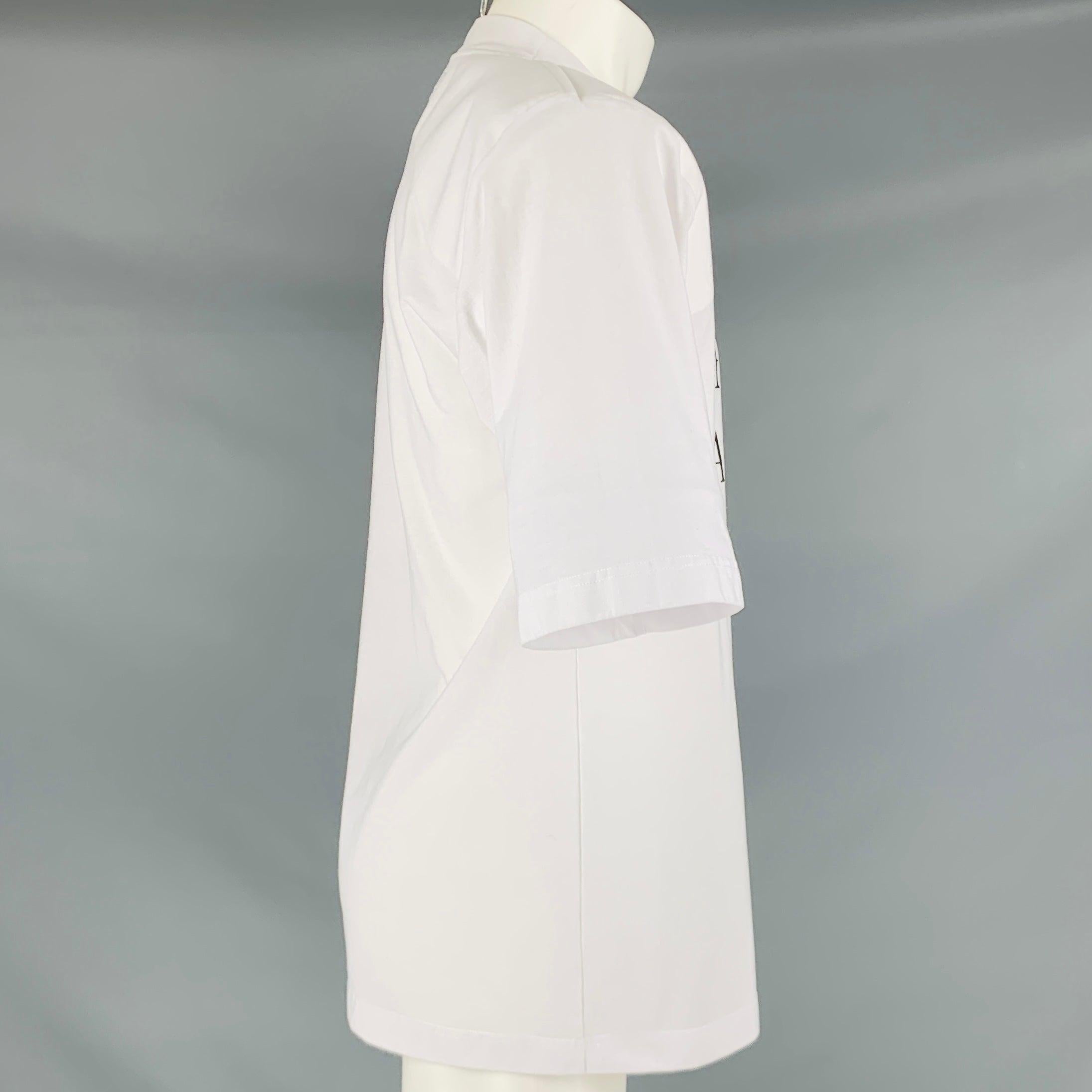 Men's VETEMENTS Size S White Black Polyester Shoulder Pads T-shirt For Sale