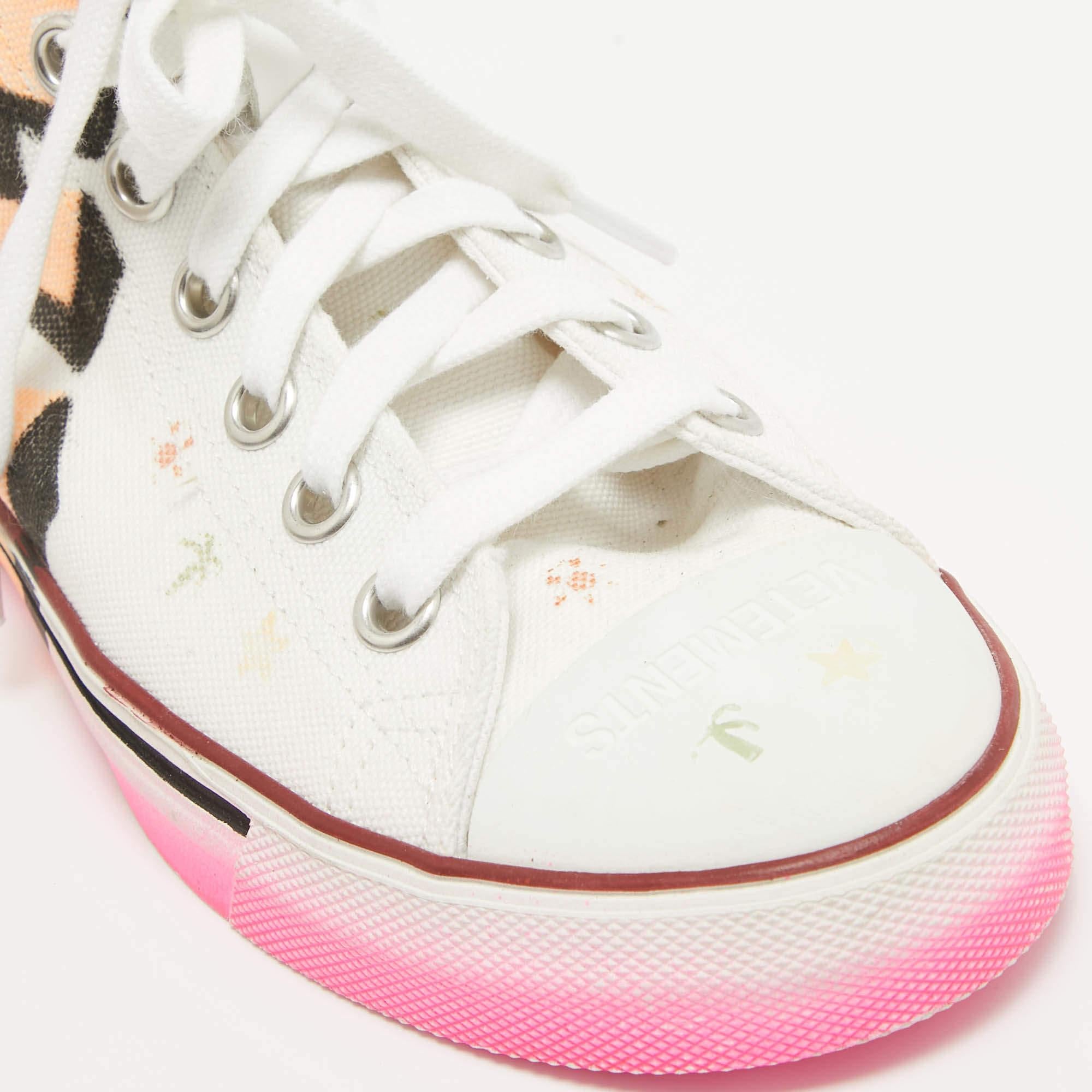 Vetements White Canvas Printed Hard Core Happiness High Top Sneakers Size 36.5 For Sale 3