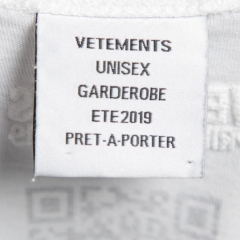 Vetements Camiseta blanca de algodón con código Qr impreso y cuello redondo M en venta 1