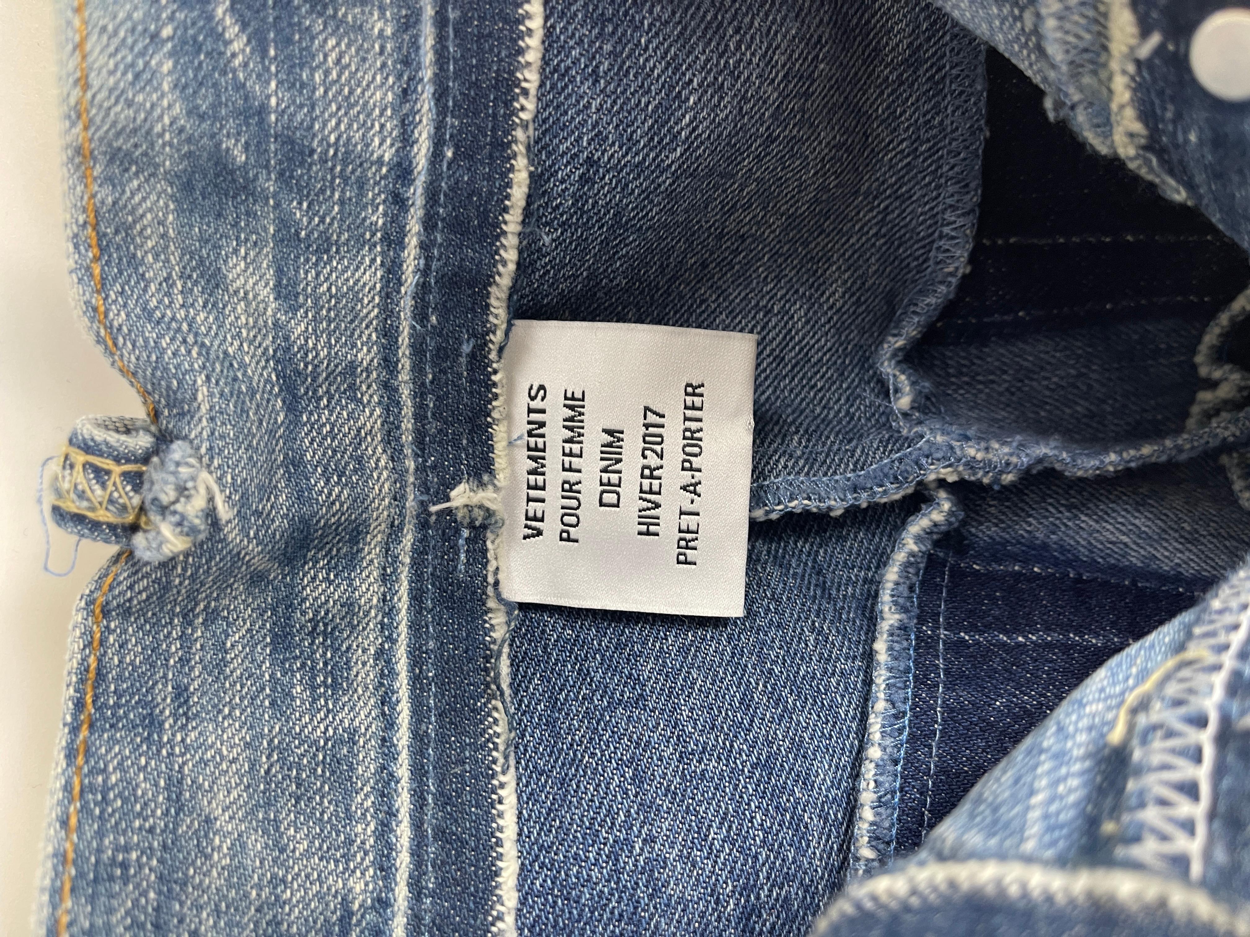 Vetements x Levi's 2017 Bearbeitete Jeans im Angebot 1