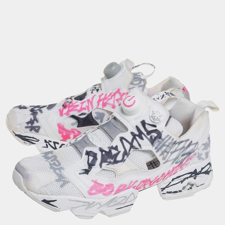 Vetements x Reebok Doodle Print And Mesh Instapump Fury Low Top Snekers  Size 39 For Sale at 1stDibs