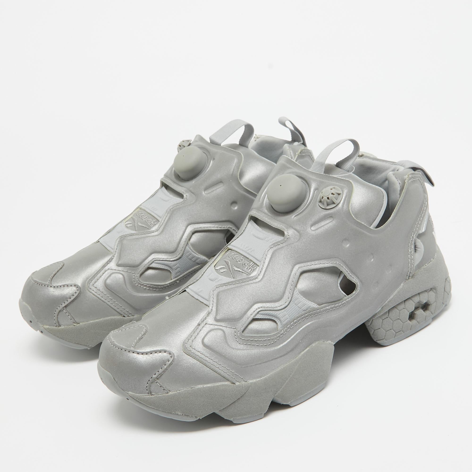 Vetements x Reebok Grey Reflective Fabric Instapump Fury Sneakers Size 38.5 For Sale 1