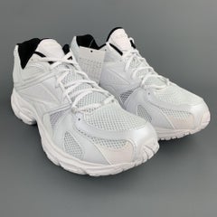 VETEMENTS x REEBOK Spike Runner 200 Size 9 White Nylon Lace Up Sneakers