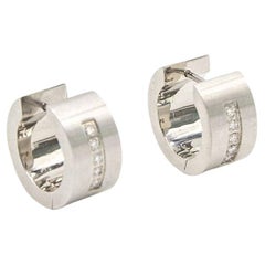 VETO Earrings with 0.10ct Diamonds