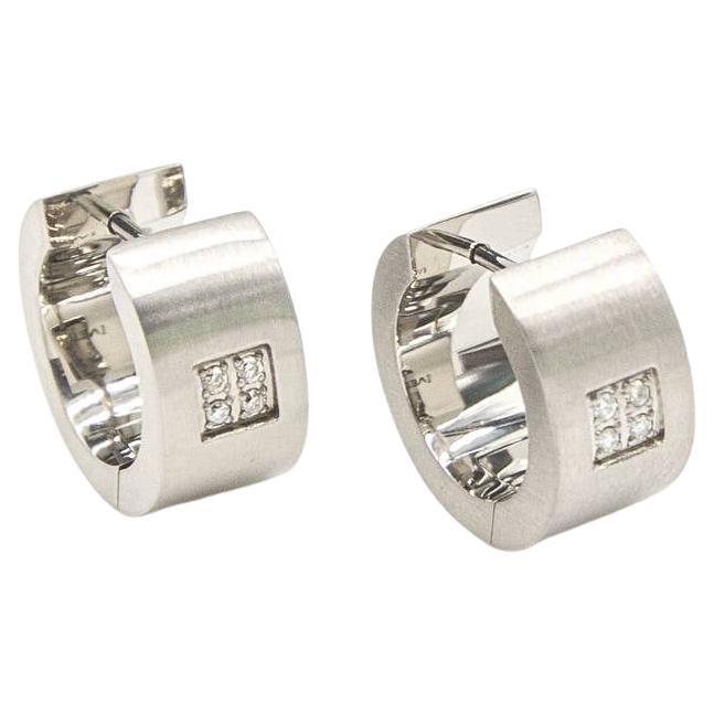 VETO Earrings with Diamonds