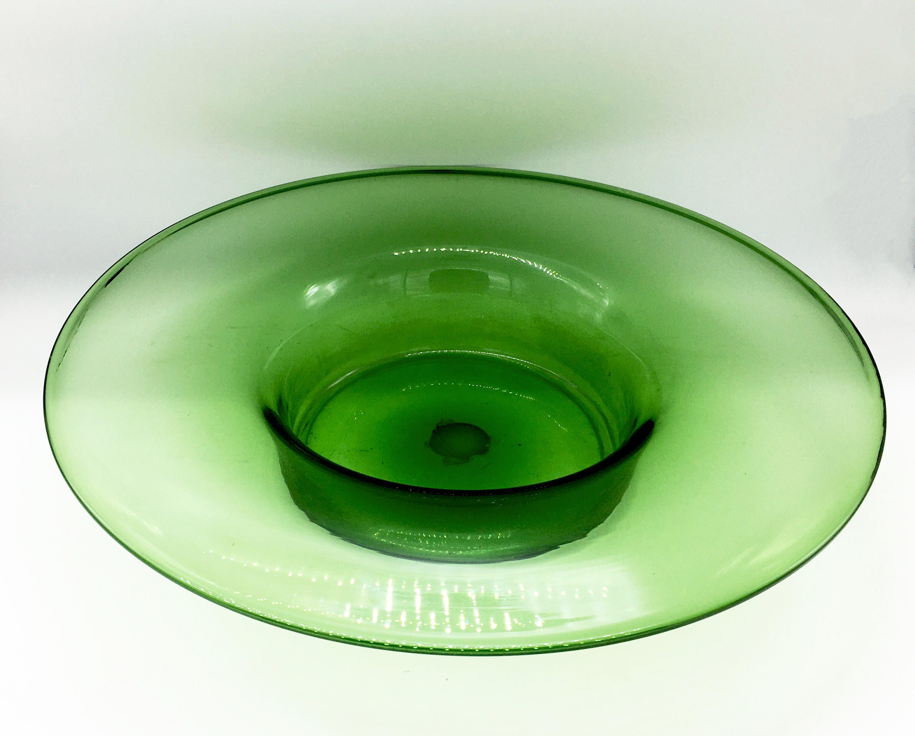 Mid-Century Modern Vetreria Empoli Large Murano Green Glass Top Hat Shaped Vase or Bowl, 1960s