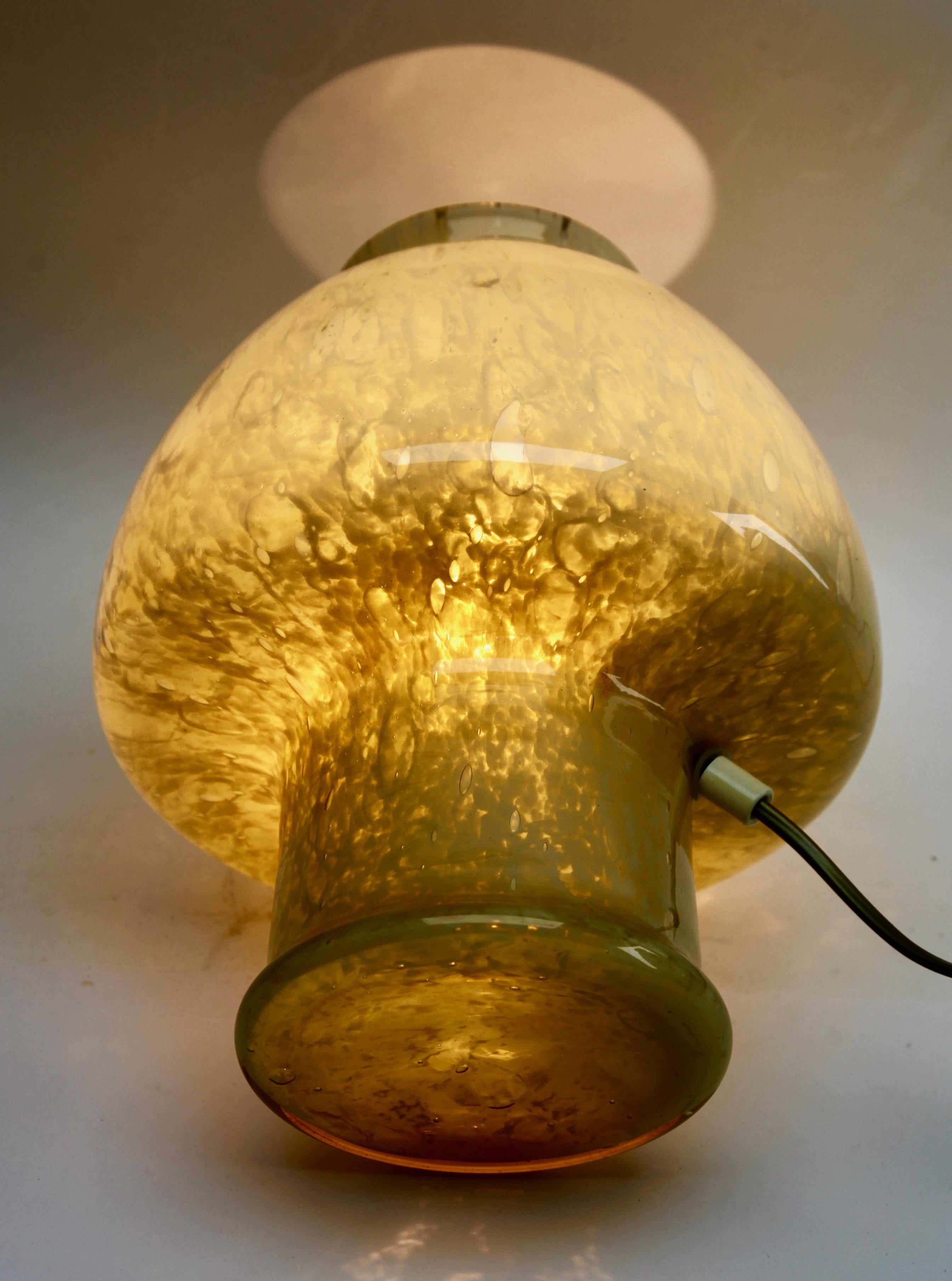 Vetreria LAG 'Murano)', Pair of Mushroom Table Lamps in Cloudy Amber '1970s' In Good Condition In Verviers, BE