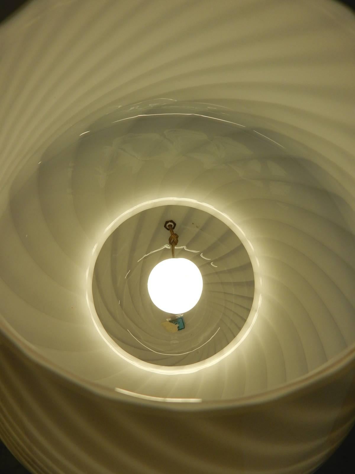 Pair of Vetri d'Arte Murano Italian Art Glass Mushroom Lamps In Excellent Condition In Las Vegas, NV