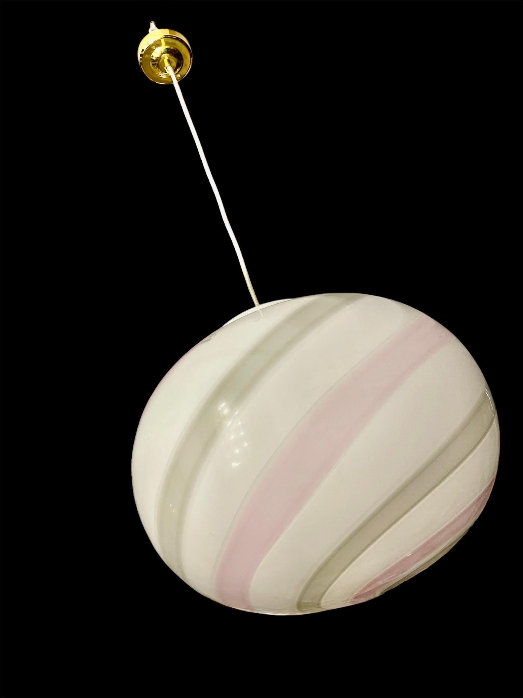 Vetri Globus Murano Glas Briefmarken 45 cm , Italien 1980er (Postmoderne)