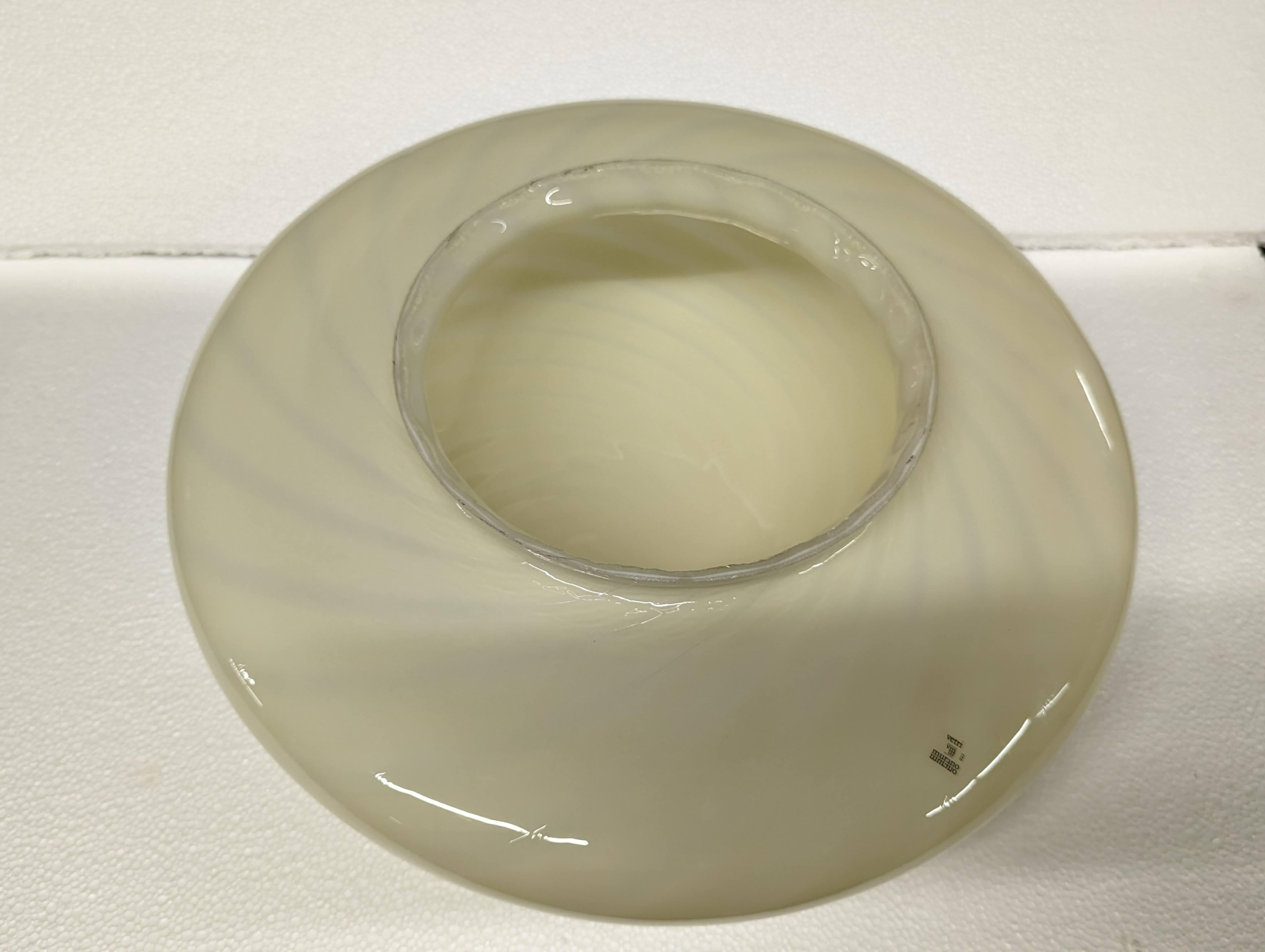 Vetri Murano Swirl Glass Flush Mount Light Late 20th Century New Hardware In Good Condition In New York, NY