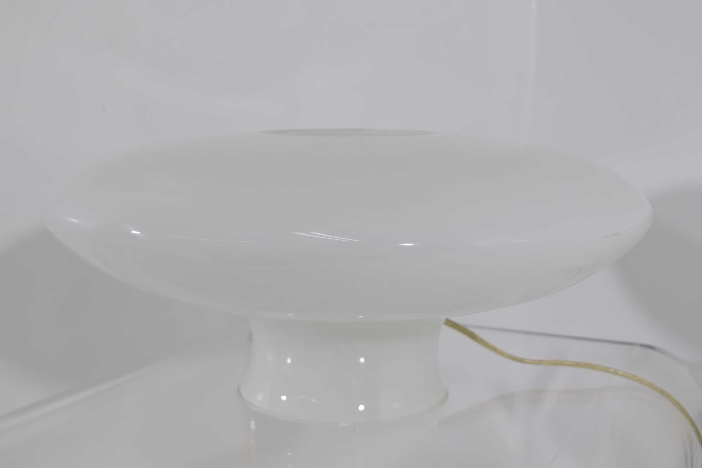 Vetri Soffiati Murano Glass Lamp in White In Good Condition In Dallas, TX