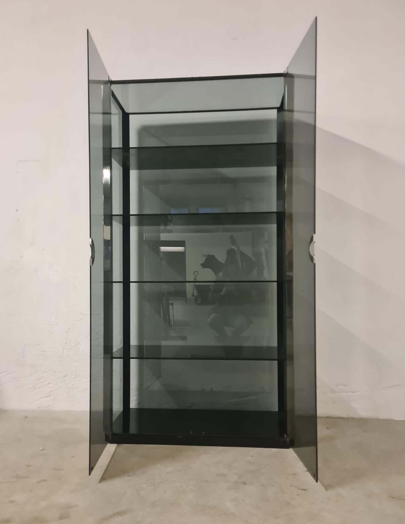 Vetrina Mario Sabot In condizioni buone in vendita a Torino, IT