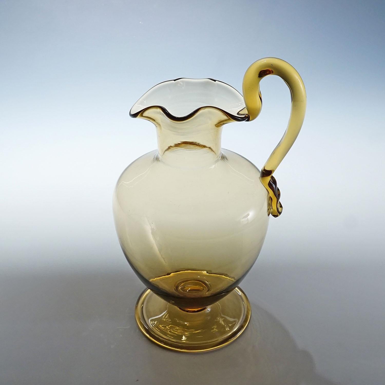 Mid-Century moderno Brocca in vetro Soffiato Tiziano, Venini Murano 1930 ca. in vendita
