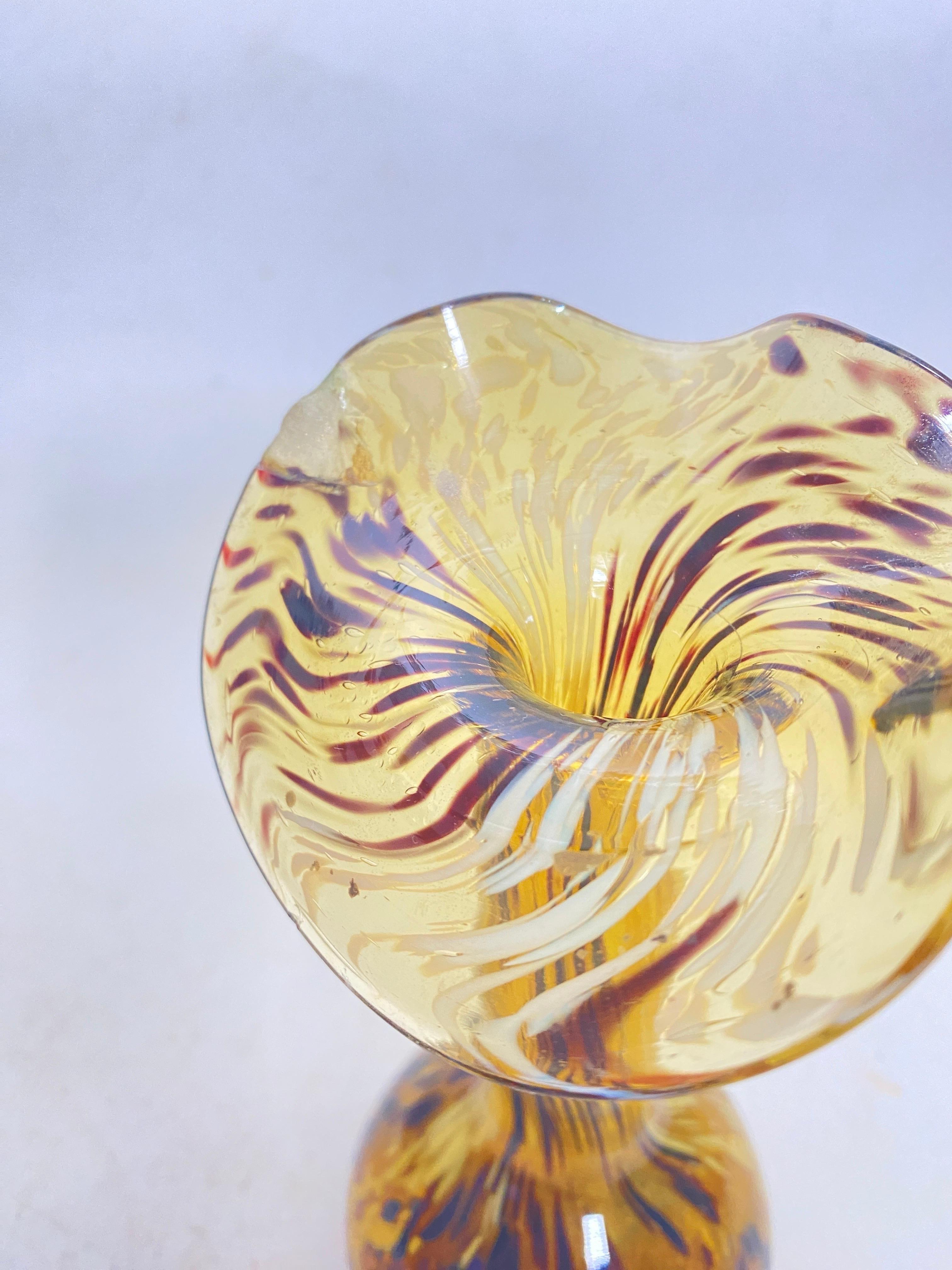 Late 20th Century Vetro Soffiato Glass Vase 1970 Yellow Color Very Light In the style of Venini For Sale