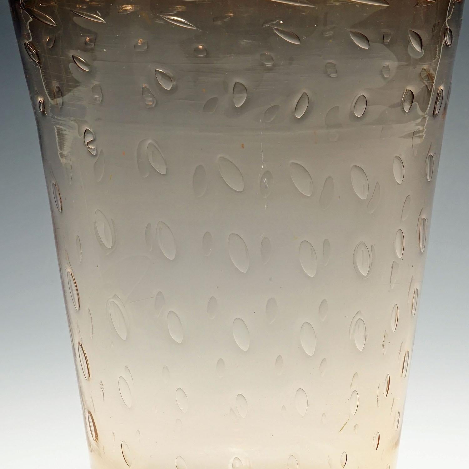 Italian Vetro Soffiato Glass Vase by Vittorio Zecchin for Venini Murano ca. 1920s