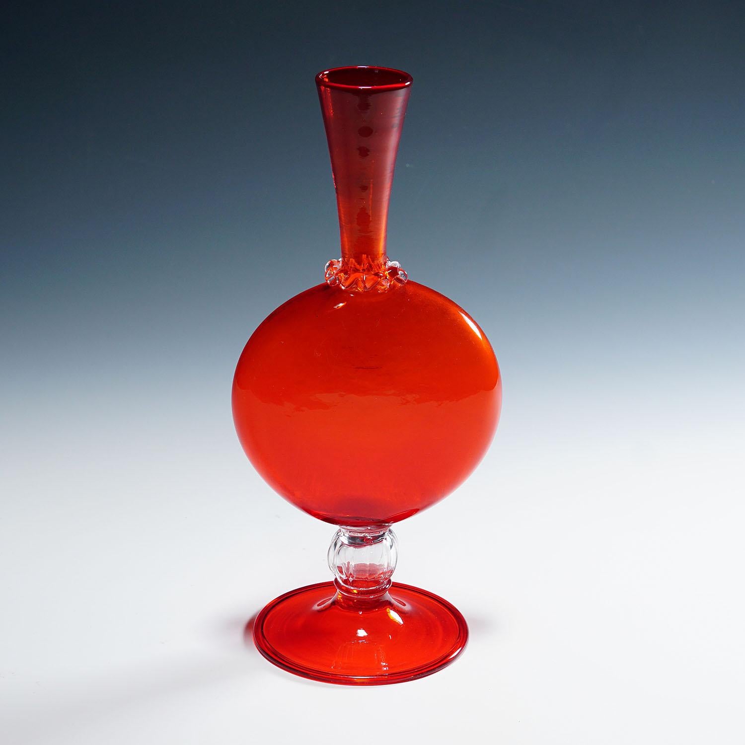 Vase en verre Vetro Soffiato de Vittorio Zecchin pour Venini Murano, vers 1950

Vase 