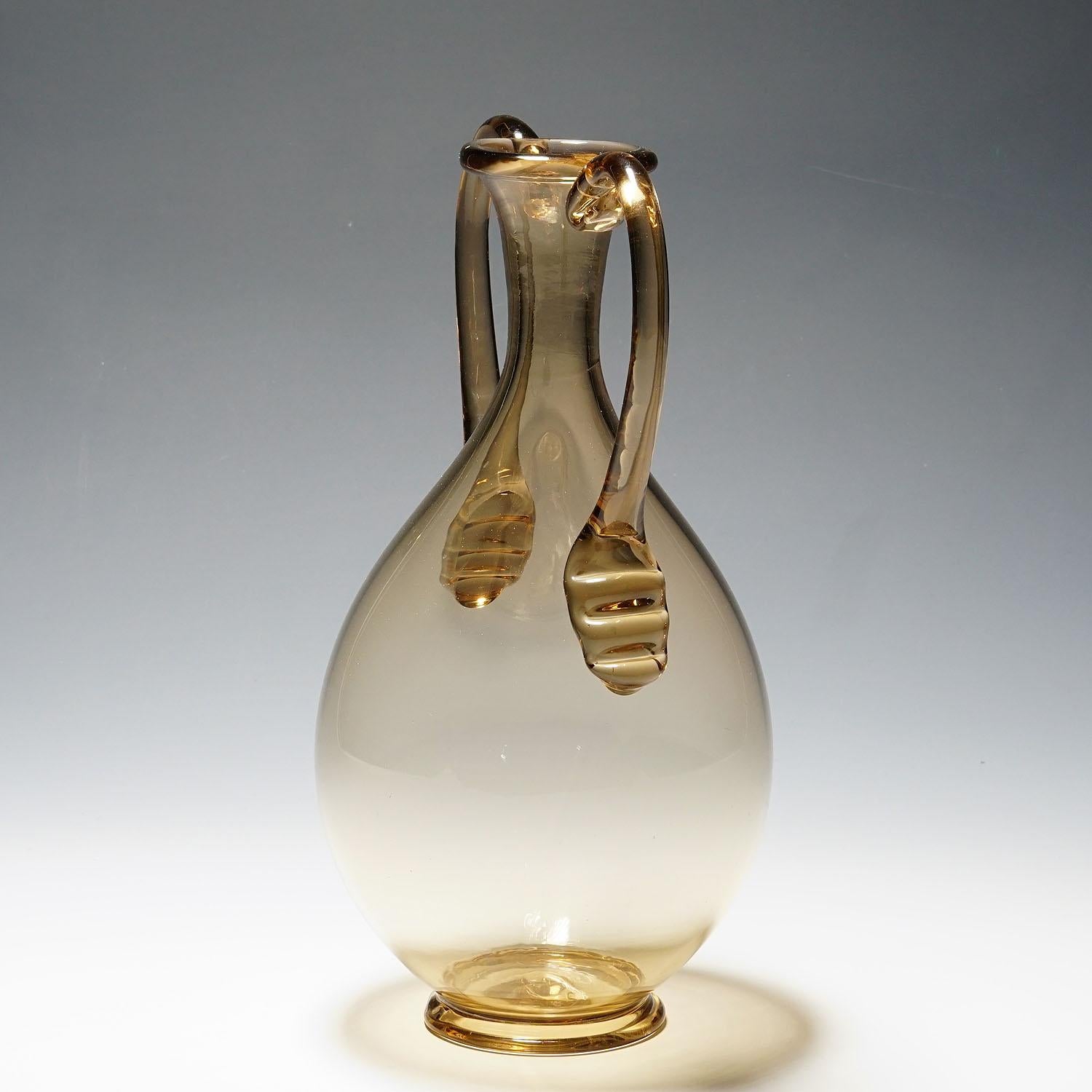 Mid-Century Modern Vase en verre Vetro Soffiato de Vittorio Zecchin pour Venini Murano, vers 1950