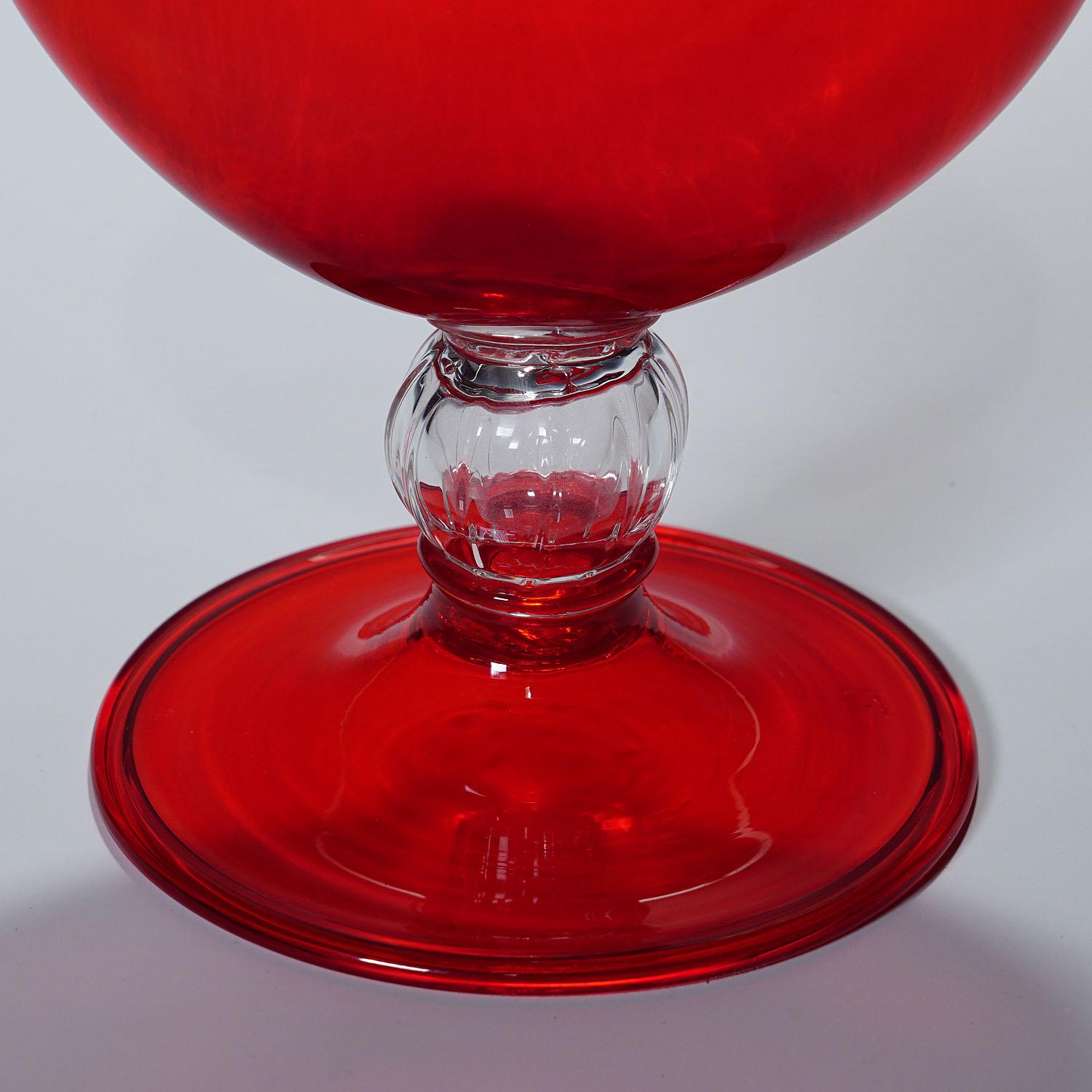 Hand-Crafted Vetro Soffiato Glass Vase by Vittorio Zecchin for Venini Murano ca. 1950 For Sale