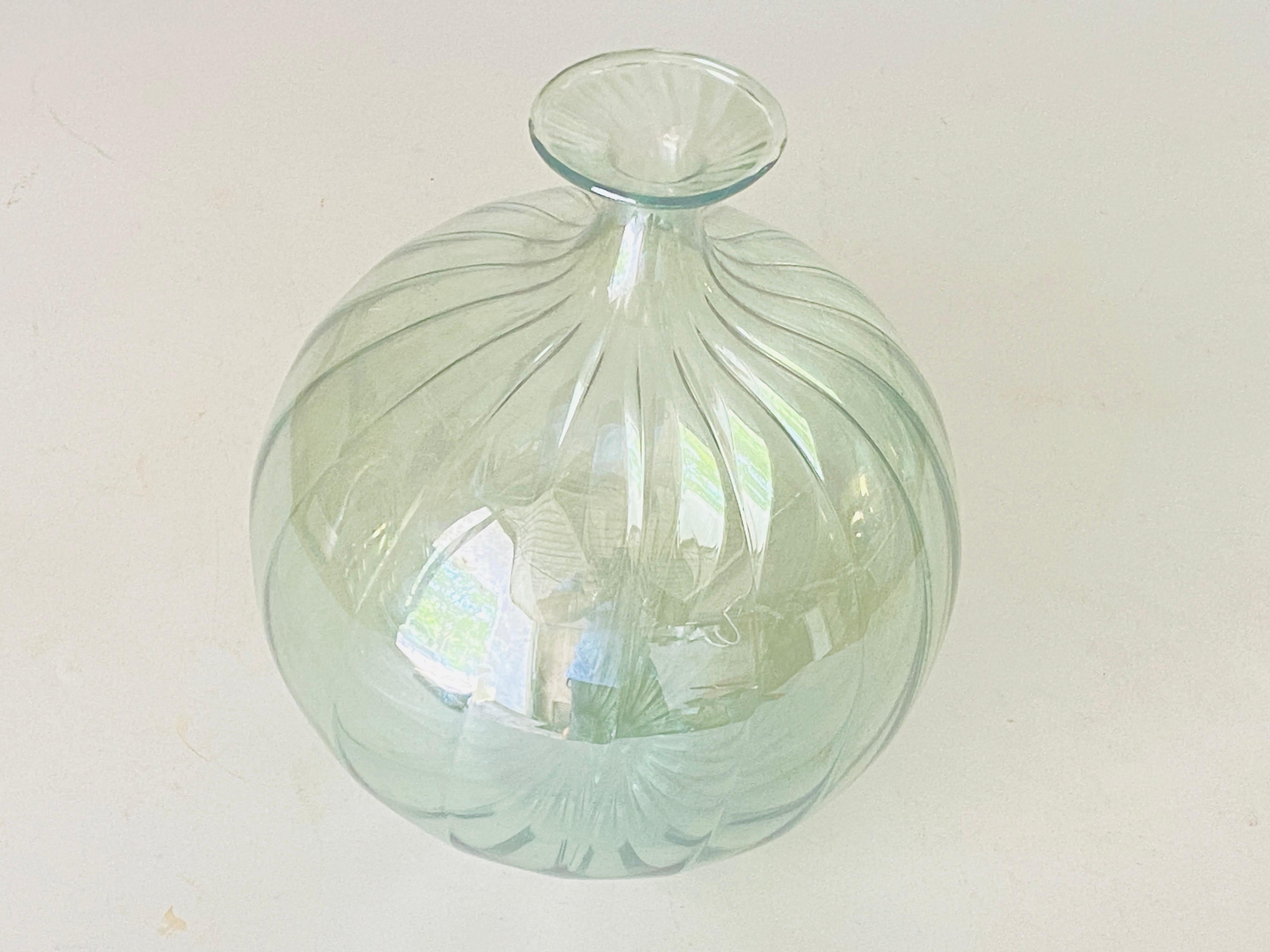 Italian Vetro Soffiato Glass Vase for Venini Murano, circa 1970 Green Color Very Light For Sale