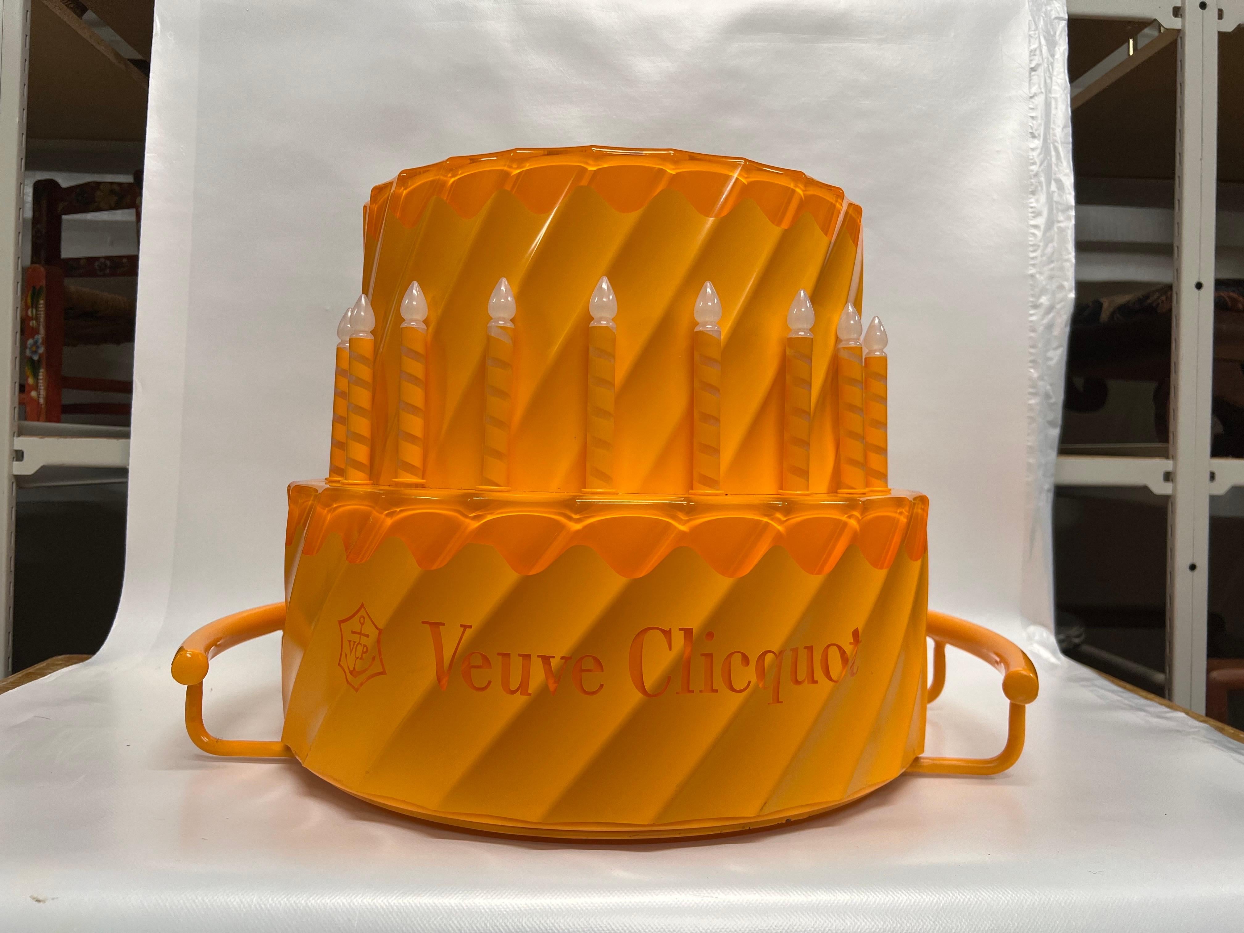 Veuve Clicquot Special Edition magnum Champagne Bottle chiller 9