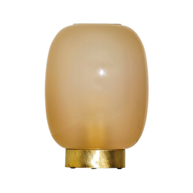 Lampe de table VF210 en laiton satiné et verre soufflé par Daluce en vente