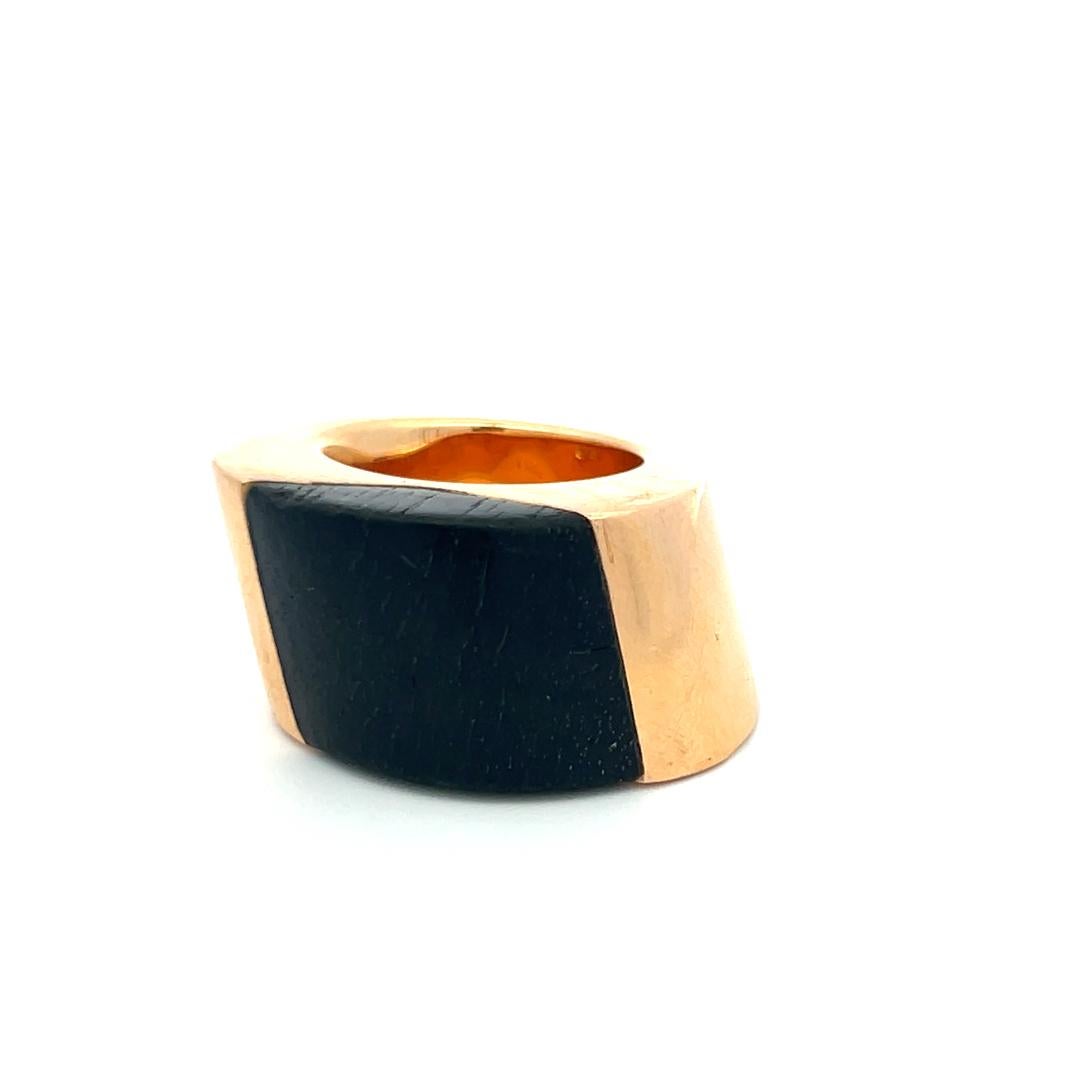 Vhbrnier Vintage 33.40 Grams 18 Karat Yellow Gold Cocktail Ring For Sale 2
