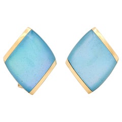 Vhernier 2000's Blauer Quarz 18 Karat Gelbgold Plateau Ohr-Clip Ohrringe