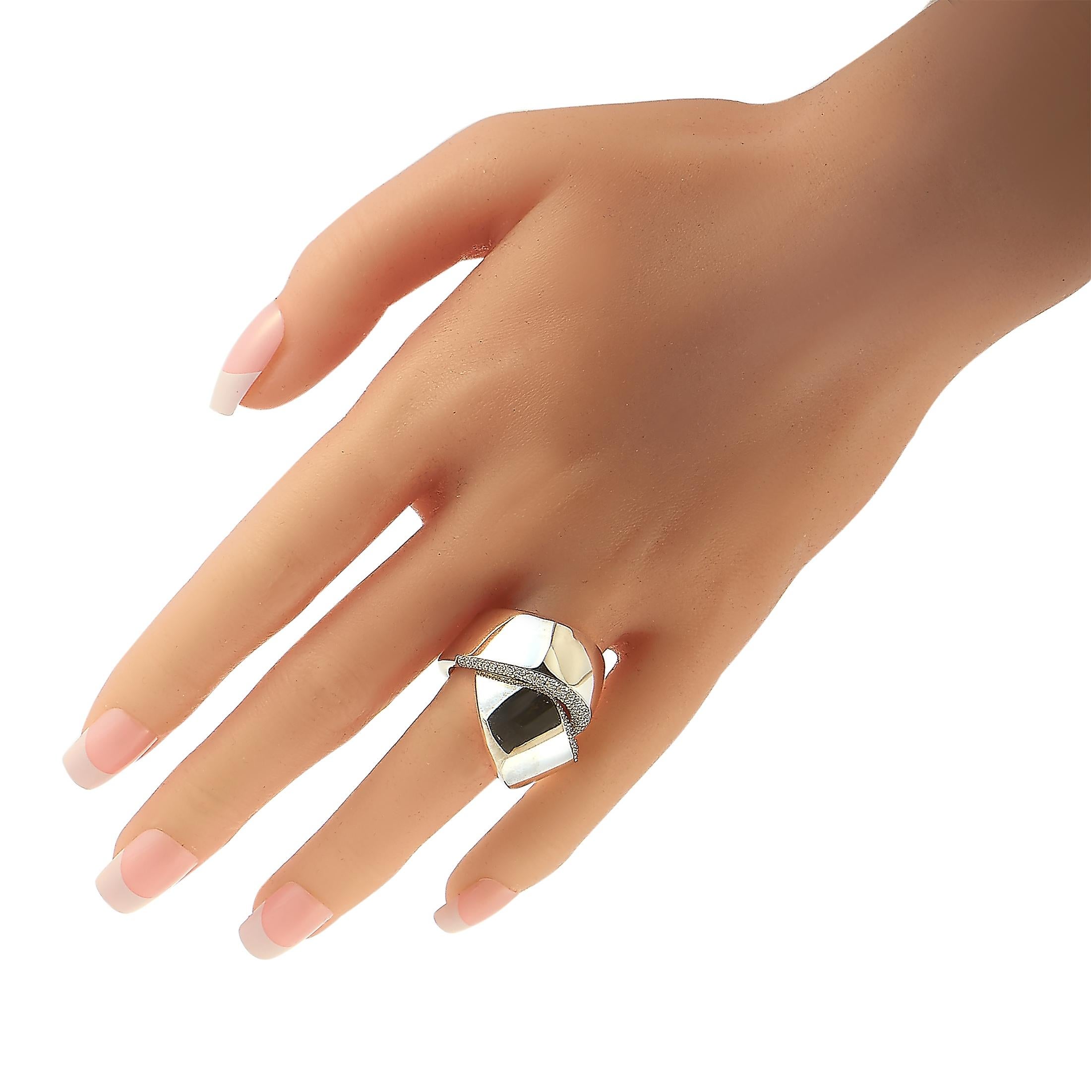 Vhernier Abbraccio 18 Karat Weißgold 1,17 Karat Diamantring im Zustand „Neu“ in Southampton, PA