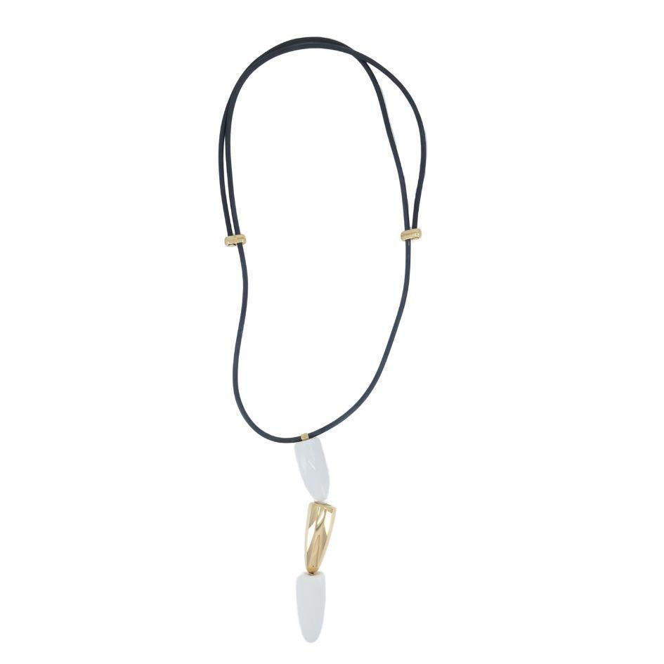 Vhernier Calla 18K Gold Kogolong Pendant Necklace In Good Condition In Beverly Hills, CA
