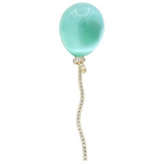 Vhernier Diamond Quartz Mother-of-Pearl 18K Gold Balloon Palloncino Brooch