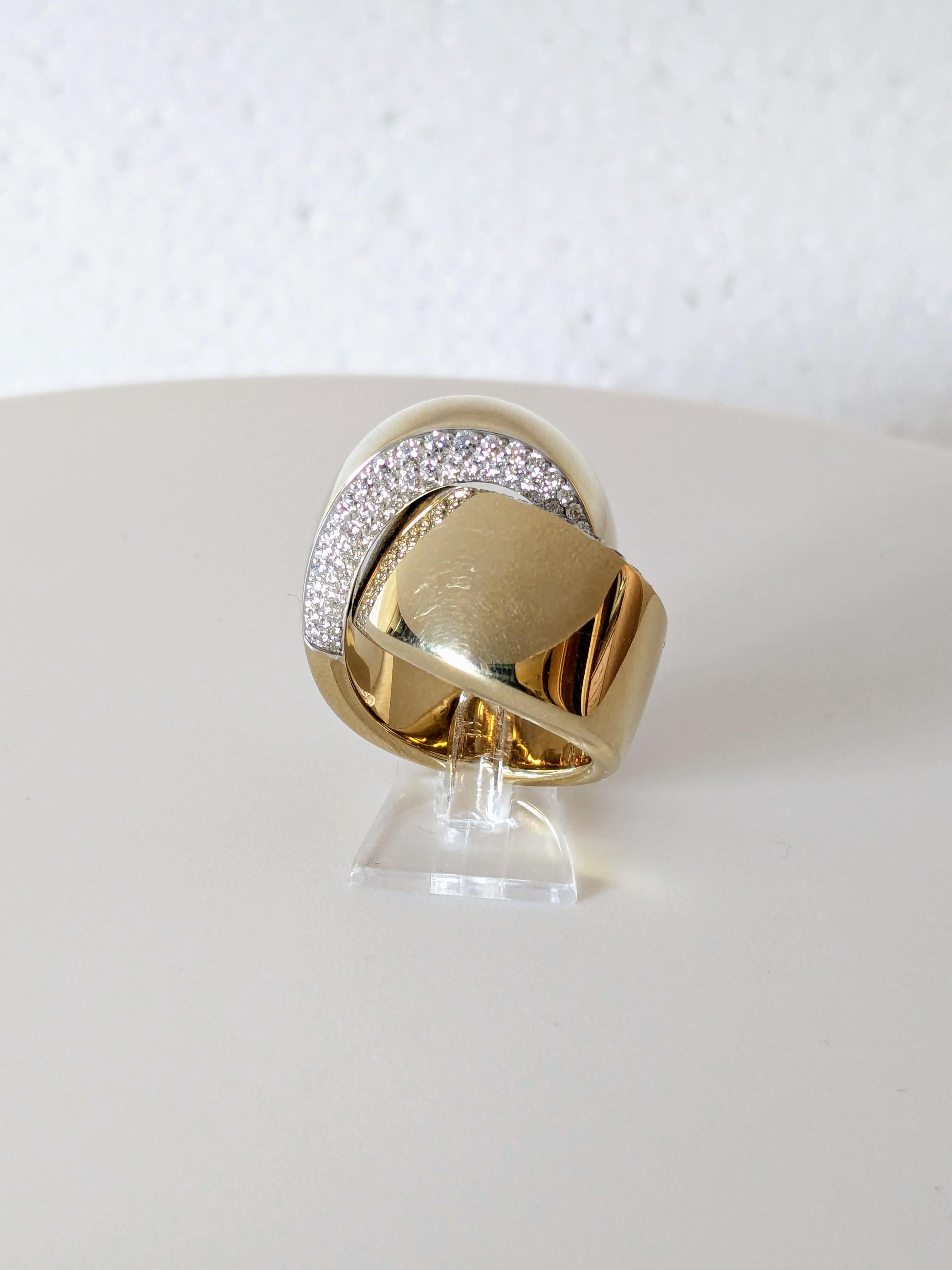 Vhernier Eclisse 18k gold ring with pavé diamonds für Damen oder Herren im Angebot