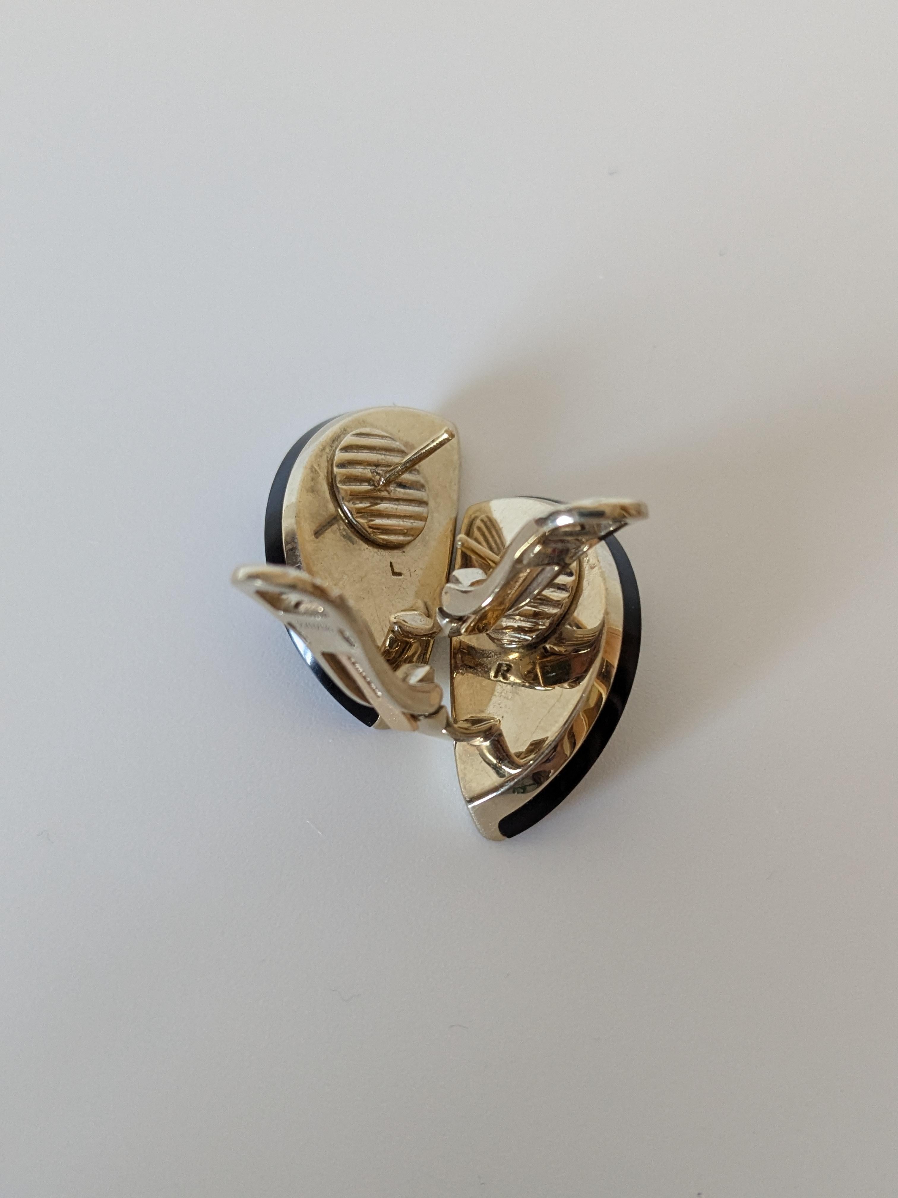 Vhernier  Eclisse black jet  18k Gold and diamonds clip earrings en vente 1
