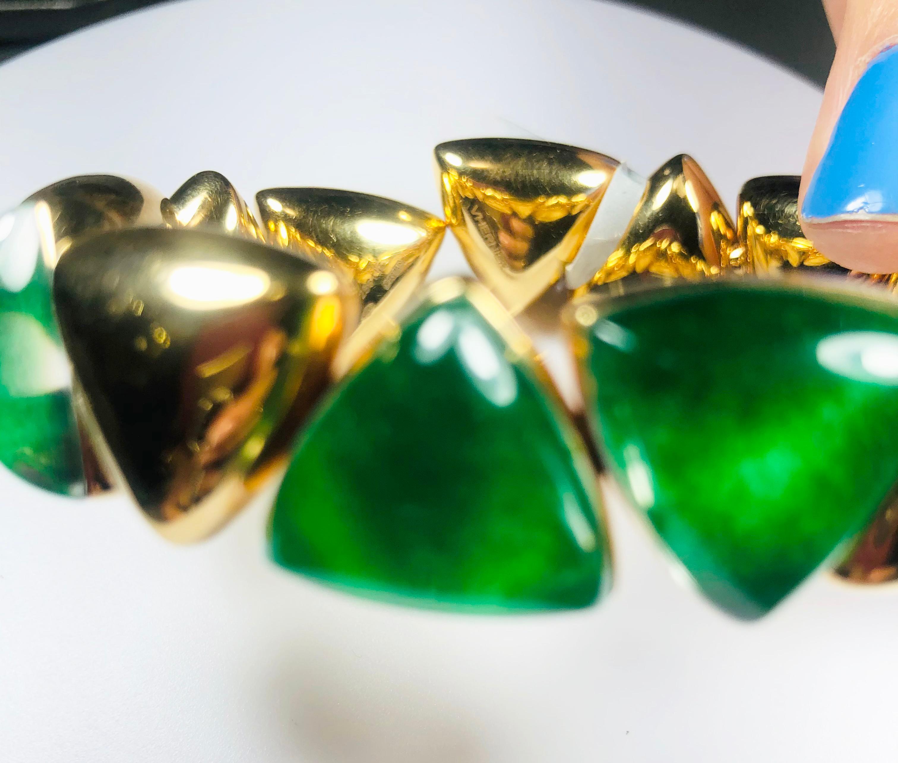 Contemporary Vhernier Freccia Bracelet 18 Karat Yellow Gold and Jade Rock Crystal