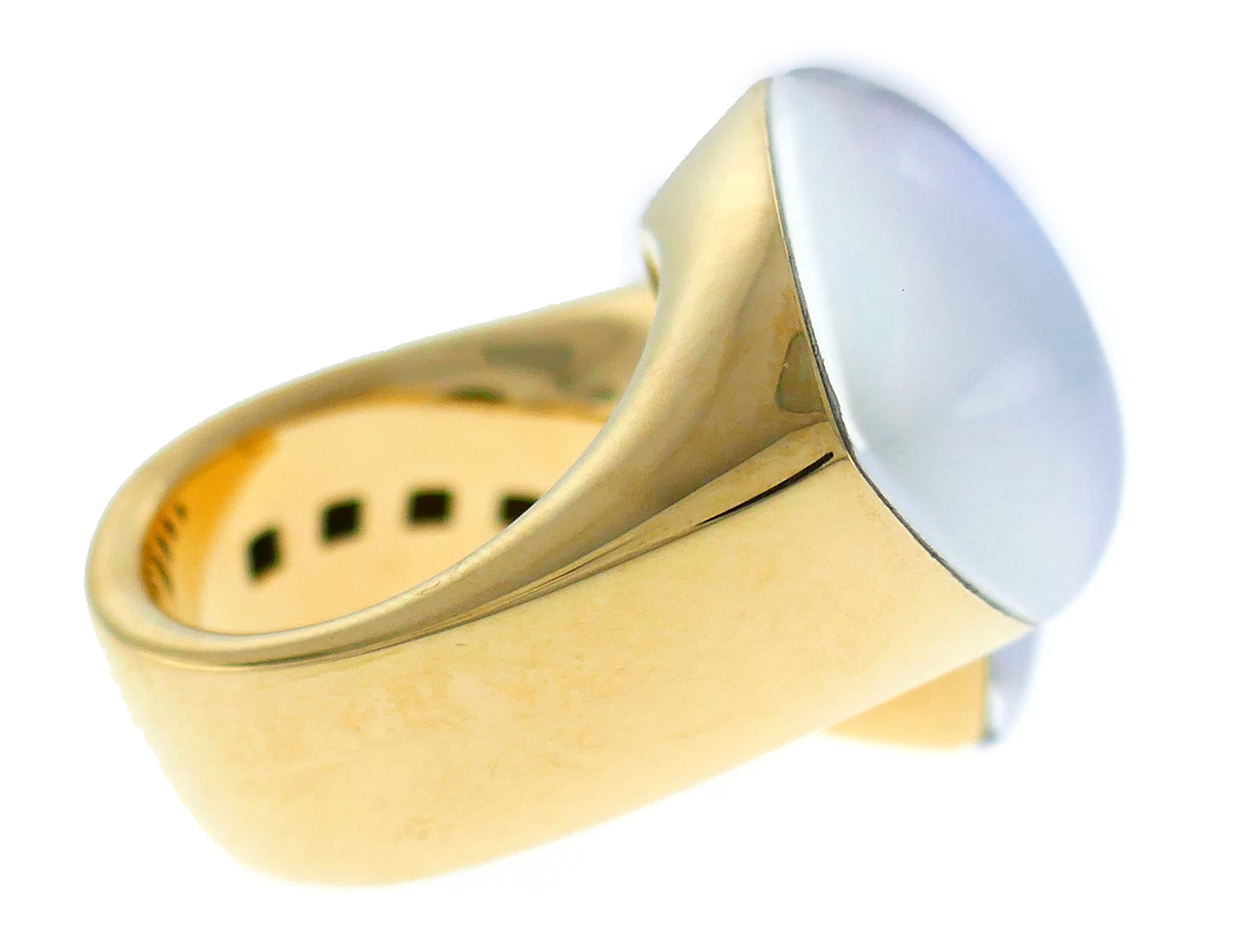 Women's Vhernier Freccia Yellow Gold Ring with Mother of Pearl and Quartz