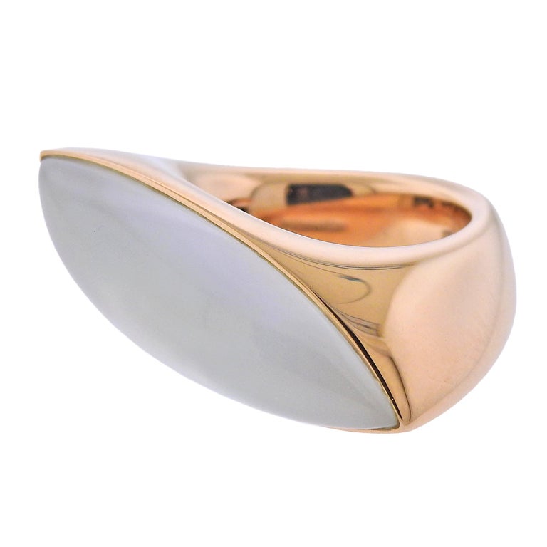 Vhernier 18k rose gold Fuseau ring with mother of pearl and crystal top.   Ring size 6.25 ring top is 11mm wide.  Weight - 17.8 grams. Marked:  Vhernier, 750, 258509.