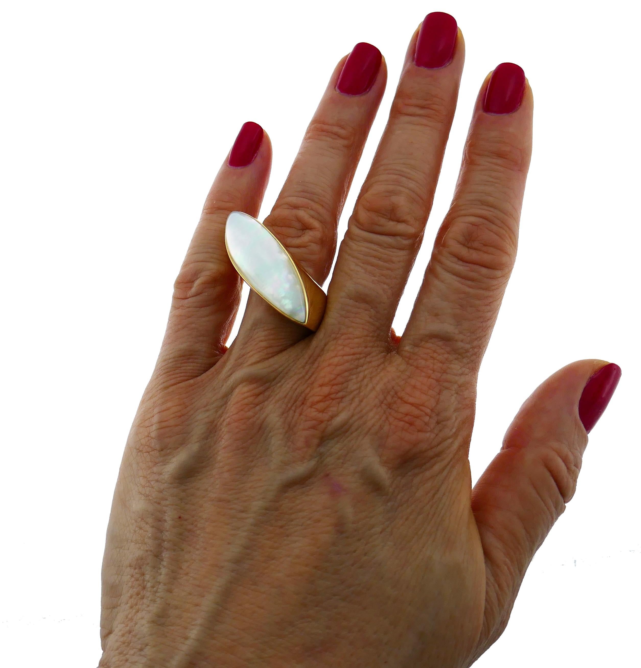 Stunning cocktail ring created by Italian jewelry House Vhernier. Beautiful asymmetrical shape and perfect lines are the highlights of this chic ring. Bold and wearable, the ring is a great addition to your jewelry collection.
Made of 18 karat