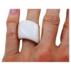 Grande bague de cocktail Fibula de Vhernier