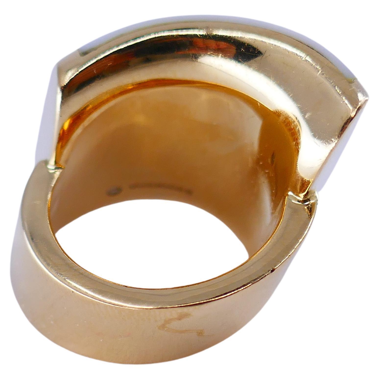 Women's Vhernier Large Fibula Cocktail Ring 