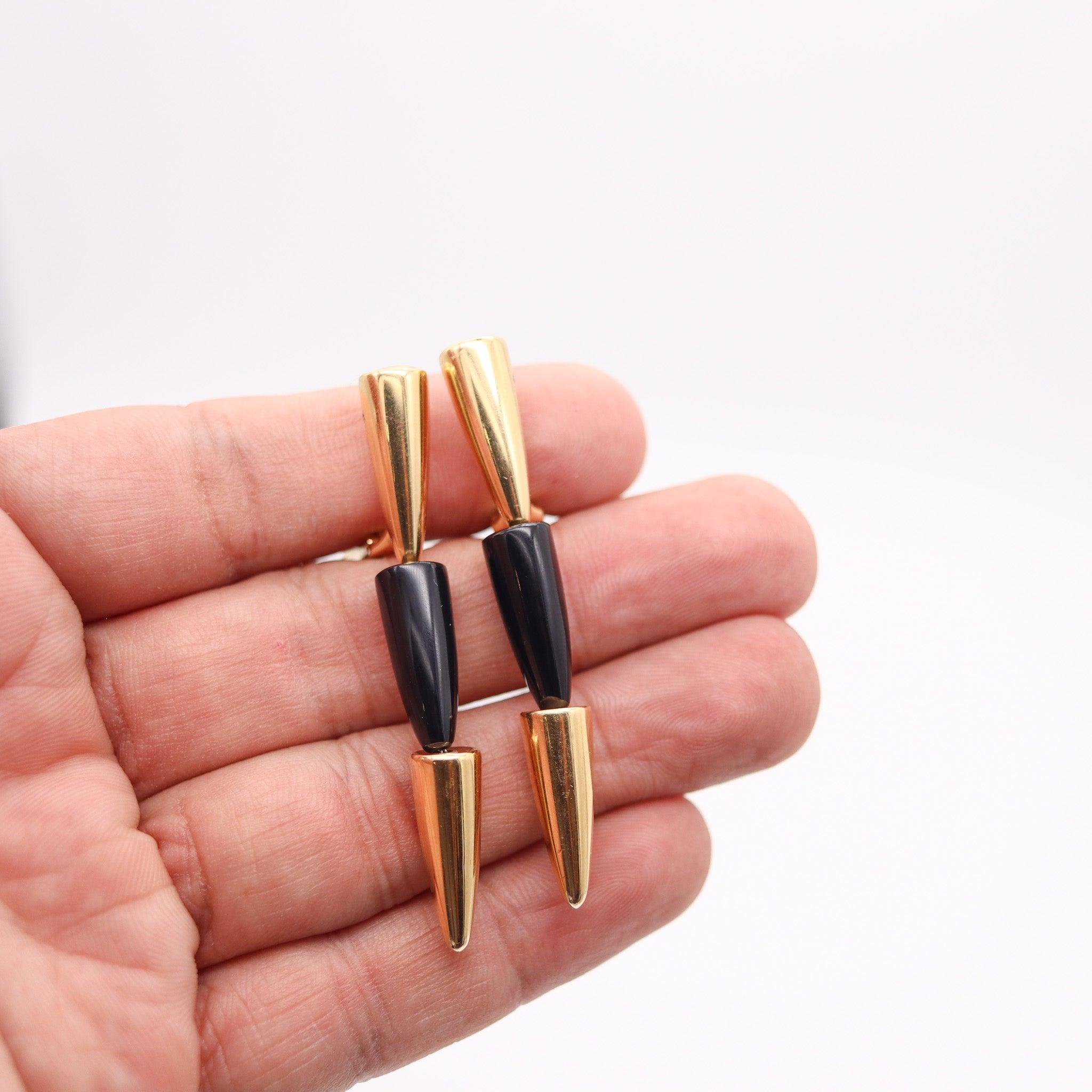 VHERNIER Milano Calla Dangle Drop Clips-On Earrings in 18 Kt Yellow Gold & Onyx In Excellent Condition For Sale In Miami, FL