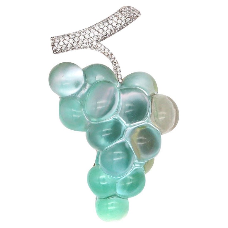 Broche à grappes de raisins de Vhernier Milano en or blanc 18 carats ...