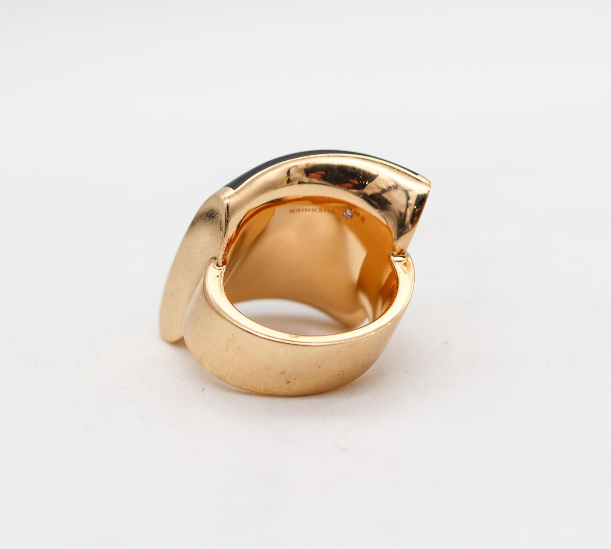 Cabochon Vhernier Milano Large Sculptural Fibula Cocktail Ring in Solid 18kt Yellow Gold For Sale