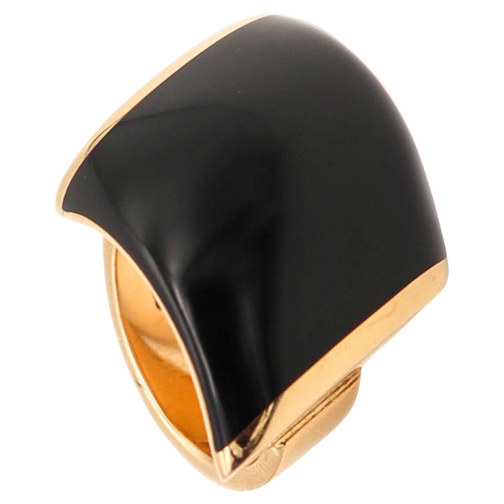 Vhernier Milano Large Sculptural Fibula Cocktail Ring in Solid 18kt Yellow Gold For Sale