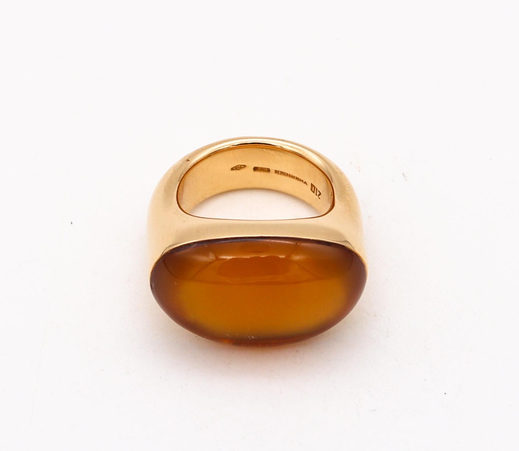 Vhernier Milano Oliva Cocktail Ring Solid 18Kt Gold With Oval Opalescent Quartz In Excellent Condition In Miami, FL