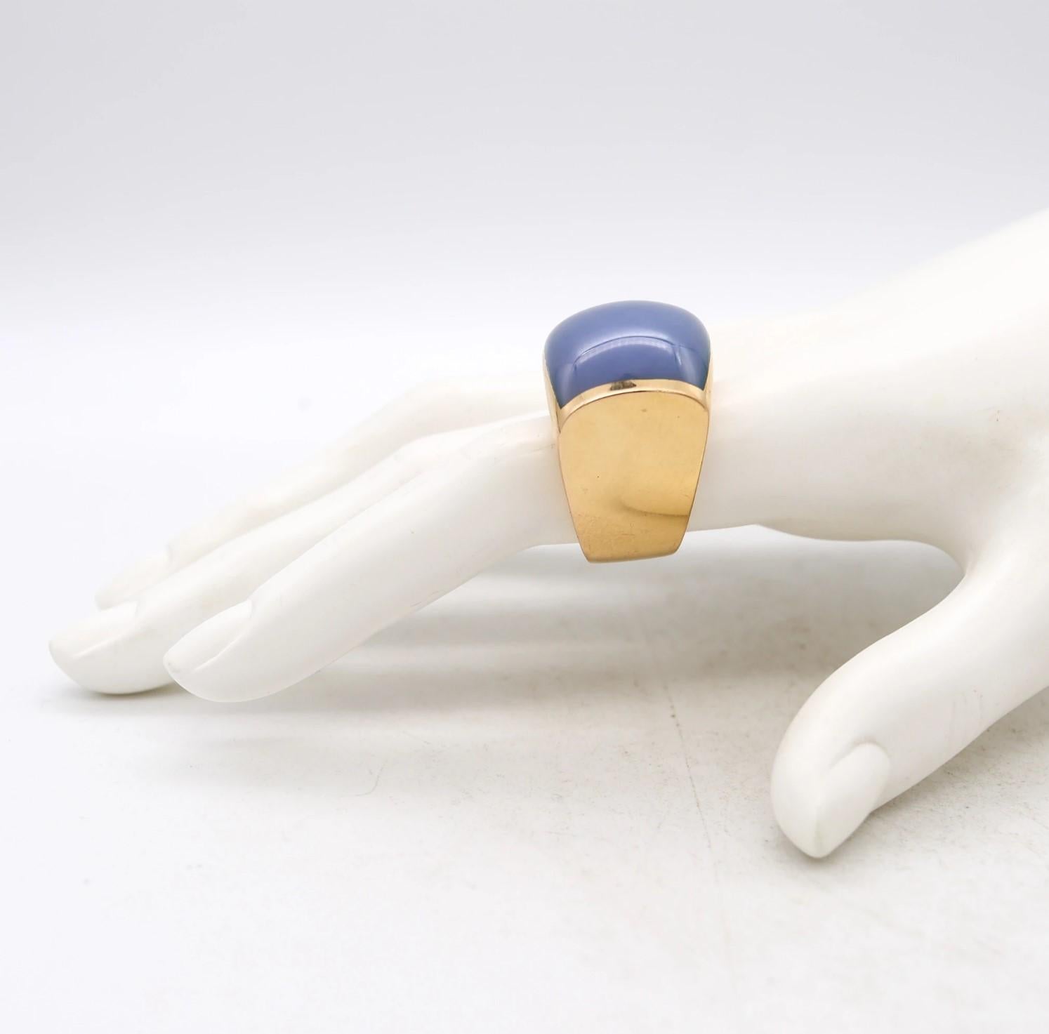 Vhernier Milano Plateau Geometric Cocktail Ring 18Kt Gold with Blue Lace Agate 1