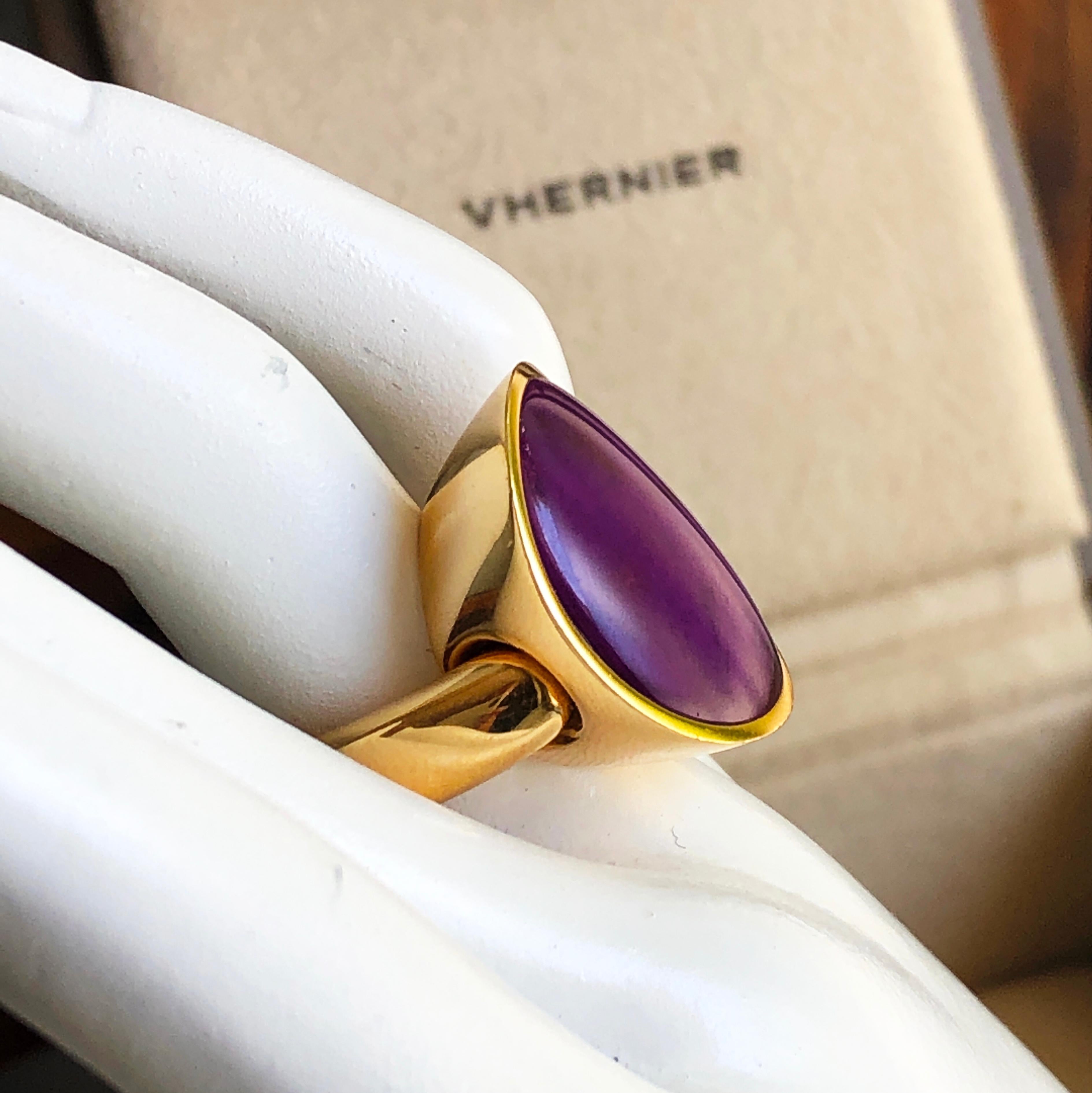 Vhernier Rare Sugilite Rock Cystal Giotto Collection Yellow Gold Cocktail Ring 6