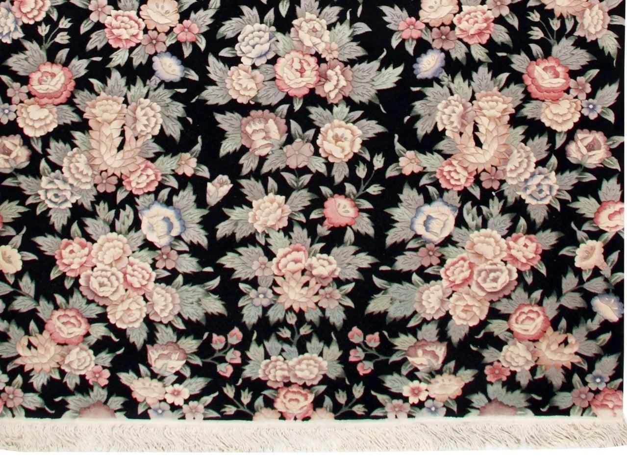 'Fiori Chinese 2' Rug In Excellent Condition For Sale In Long Island, NY
