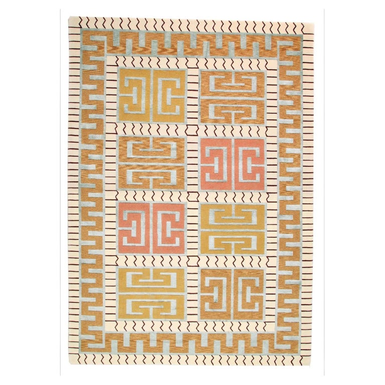 'Labirinto' Rug Size 5'7" x 7'10" For Sale at 1stDibs