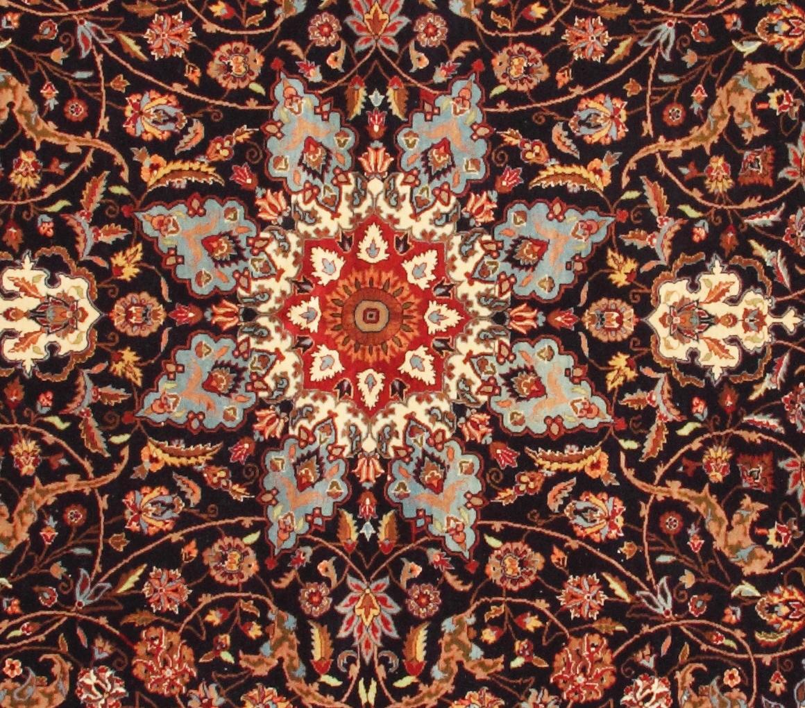Via Como - Pakistan extra fine rug 215 x 138 cm or 7'1
